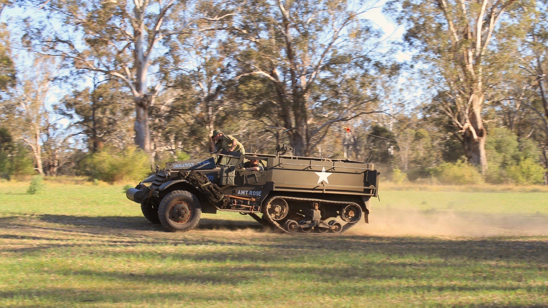 德甲攻防激战：节奏快、精彩无限！，德甲战术